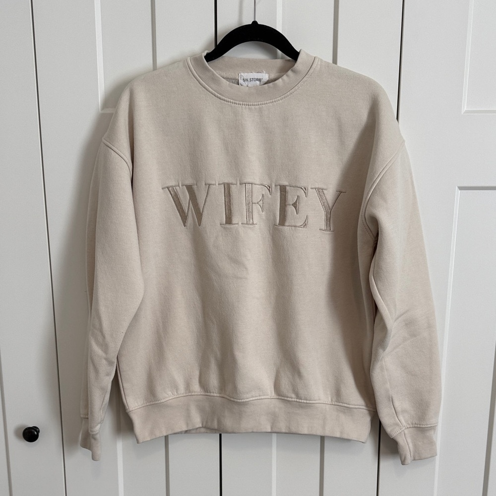 WIFEY Women's Cream Crew Neck Sweater